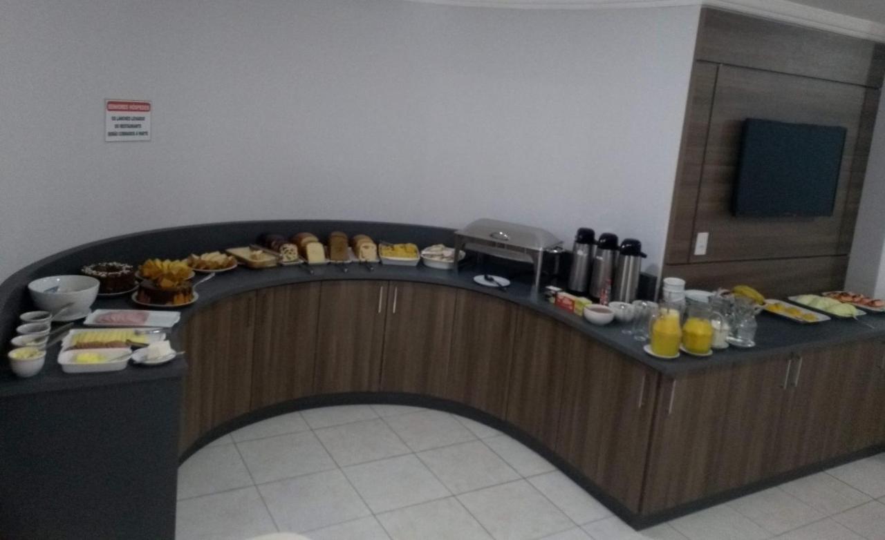 Hotel Mariluz Telemaco Borba Ngoại thất bức ảnh