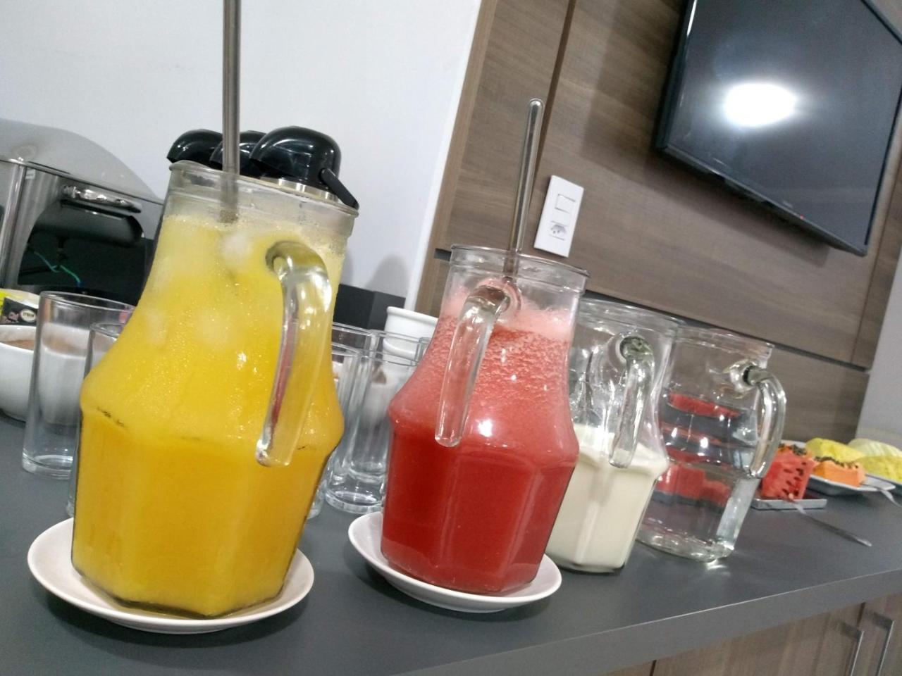 Hotel Mariluz Telemaco Borba Ngoại thất bức ảnh